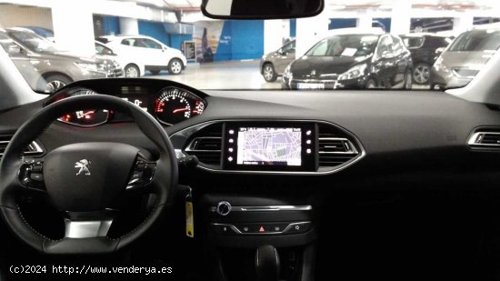 PEUGEOT TURISMOS 308  STYLE 1.6 BLUE HDI 100CV - Madrid