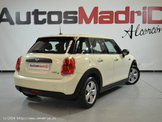 MINI Cooper ONE D 5 PUERTAS - Alcorcón