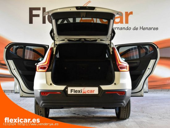 Volvo XC40 2.0 T4 Auto - San Fernando de Henares