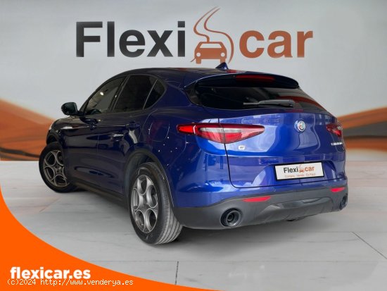 Alfa Romeo Stelvio 2.2 Diesel 140kW (190cv) SPRINT AWD - Sant Just Desvern