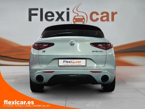 Alfa Romeo Stelvio 2.2 Diésel 154kW (210CV) Veloce Q4 - Madrid