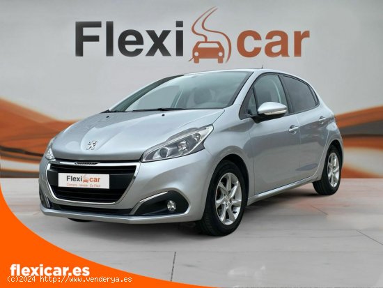 Peugeot 208 5P ALLURE 1.2L PureTech 82 - Xátiva