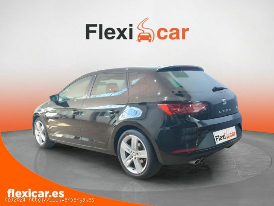 Seat Leon 1.5 TSI 110kW (150CV) S&S FR Black Ed - Badajoz