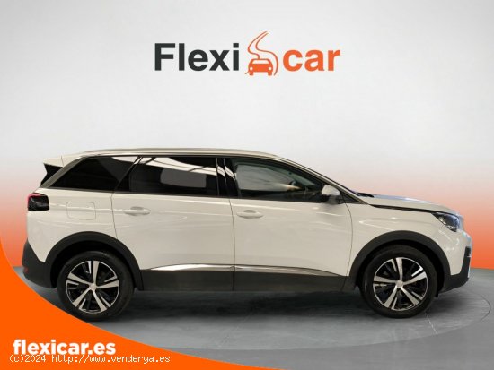 Peugeot 5008 Allure 1.2L PureTech 96kW (130CV) EAT8 - Mairena del Aljarafe