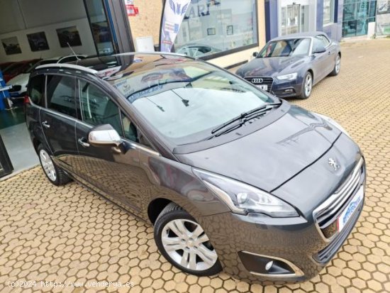 PEUGEOT 5008 en venta en AlcalÃ¡ de GuadaÃ­ra (Sevilla) - AlcalÃ¡ de GuadaÃ­ra