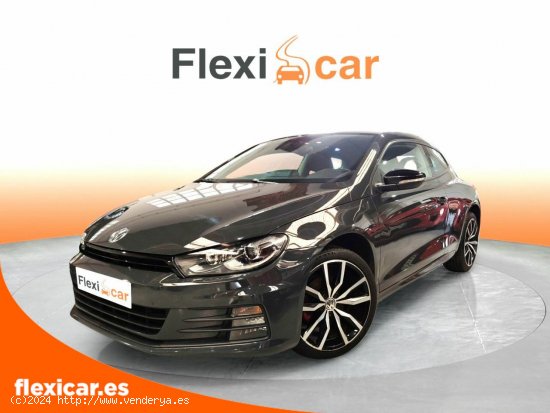 Volkswagen Scirocco R-Line 1.4 TSI 125CV BMT - Vilanova i la Geltrú