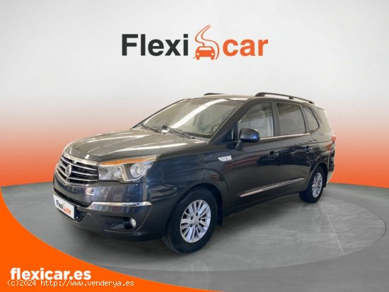 SsangYong Rodius D22T 178cv Premium - Mairena del Aljarafe