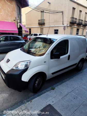 Peugeot Bipper COMERCIAL de 2015 con 245.000 Km por 4.900 EUR. en Alicante