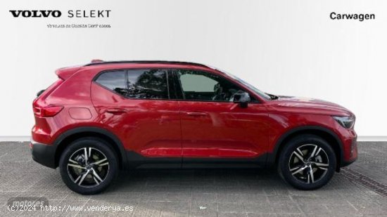 Volvo XC40 2.0 B3 PLUS DARK AUTO 5P de 2024 con 1 Km por 42.850 EUR. en Vizcaya