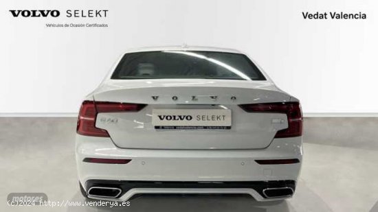 Volvo S60 2.0 T8 RECHARGE R-DESIGN AUTO AWD 455 4P de 2022 con 14.800 Km por 52.900 EUR. en Valencia