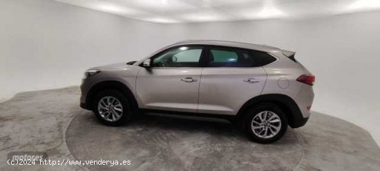 Hyundai Tucson Tucson 1.7CRDI BD Tecno 4x2 de 2015 con 69.400 Km por 15.900 EUR. en Barcelona