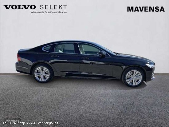 Volvo S 90 S90 Momentum Pro, B4 mild hybrid (gasolina) de 2022 con 27 Km por 44.900 EUR. en Badajoz