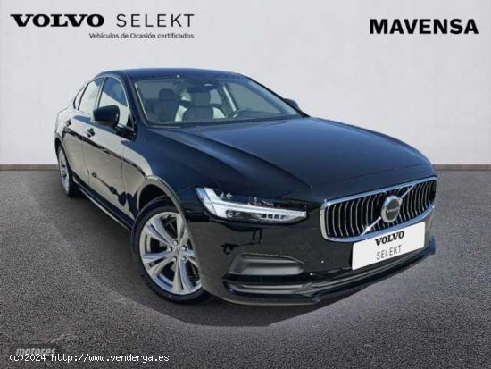 Volvo S 90 S90 Momentum Pro, B4 mild hybrid (gasolina) de 2022 con 27 Km por 44.900 EUR. en Badajoz