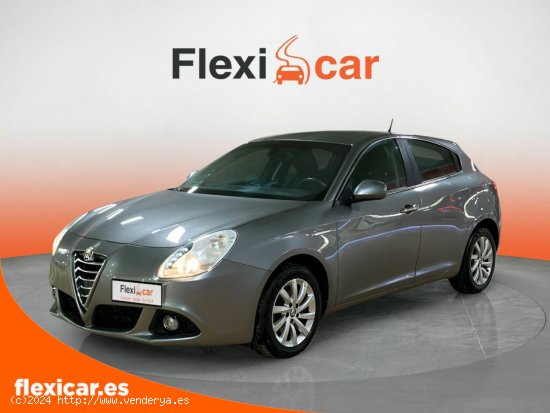 Alfa Romeo Giulietta 1.6 JTDm 105cv Distinctive - Jerez de la Frontera