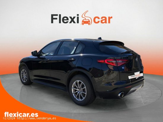 Alfa Romeo Stelvio 2.2 Diésel 140kW (190CV) Sprint Q4 - Madrid