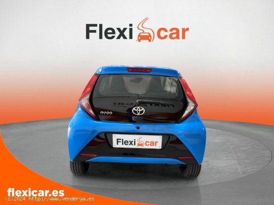 Toyota Aygo 1.0 70 x-clusiv - L Hospitalet de Llobregat