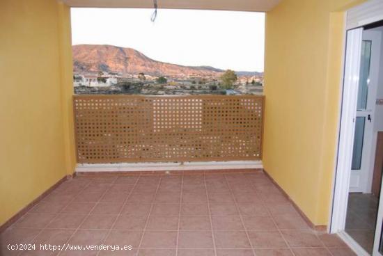 Piso con terraza, garaje y trastero en Fortuna - MURCIA