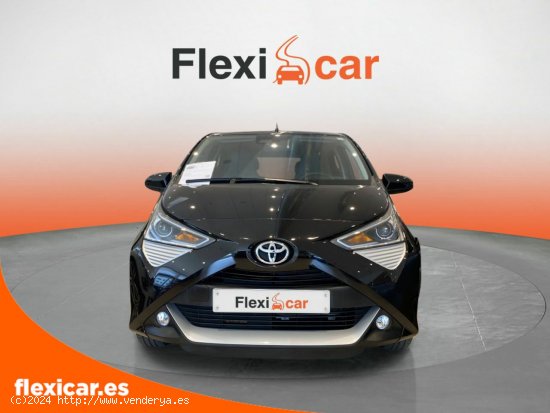 Toyota Aygo 1.0 70 x-play - Vitoria-Gasteiz