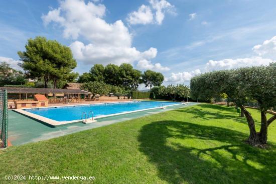 ¡¡¡Chalet en urbanización Masia Gaeta para entrar a vivir!!! - CASTELLON