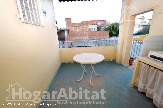 GRAN CASA CON LOCAL COMERCIAL Y TERRAZA EN EL CENTRO - VALENCIA