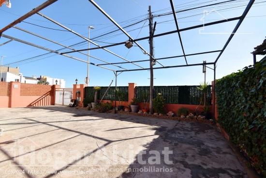 ¡PRIMERA LÍNEA DE PLAYA! CASA CON TERRAZA - CASTELLON