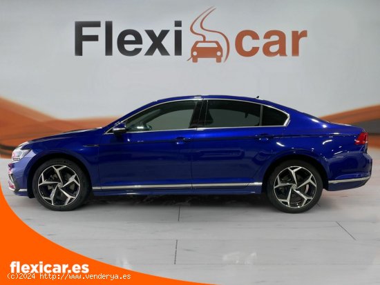 Volkswagen Passat R-Line 2.0 TDI 140kW (190CV) DSG - Oviedo