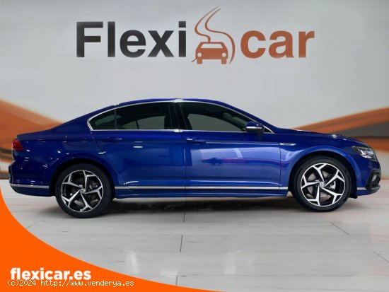 Volkswagen Passat R-Line 2.0 TDI 140kW (190CV) DSG - Oviedo