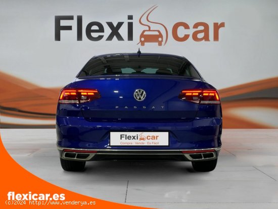 Volkswagen Passat R-Line 2.0 TDI 140kW (190CV) DSG - Oviedo