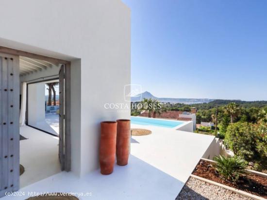 ❶ VILLA BACH - Chalet estilo Ibicenco con vistas Panorámicas al MAR, MONTAÑA y el VALLE, Javea -