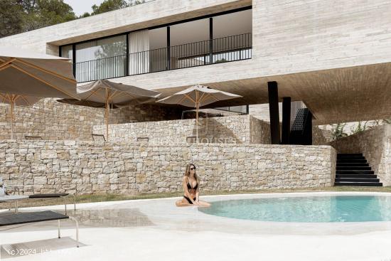 ᑕ❶ᑐ VILLA CONCRETE - VILLA DE DISEÑO CON VISTAS AL MAR EN BENISSA | EXPERTOS INMUEBLES DE LUJ