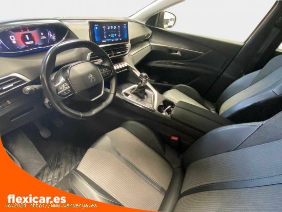 Peugeot 5008 1.2 PureTech 96KW (130CV) S&S Allure - Leganés