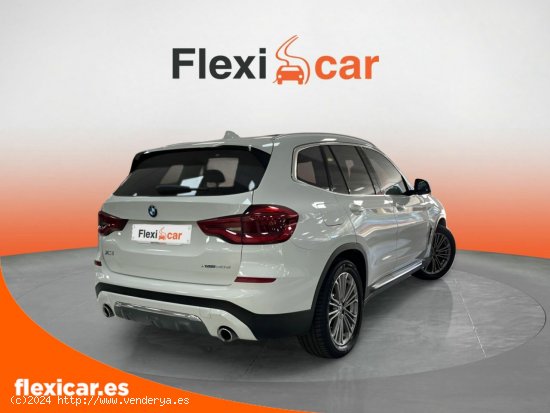 BMW X3 xDrive20d Luxury Line - 5 P - Cornellà de Llobregat