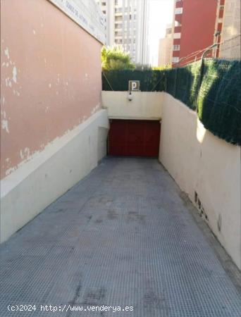 PLAZA PARKING EN CENTRO URBANO - ALICANTE