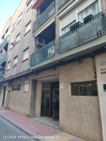 VENTA EN MURCIA, LOCAL COMERCIAL, EN EL PALMAR, OPCIÓN CAMBIO DE USO. - MURCIA