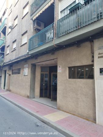 VENTA EN MURCIA, LOCAL COMERCIAL, EN EL PALMAR, OPCIÓN CAMBIO DE USO. - MURCIA