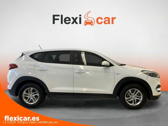 Hyundai Tucson 2.0 CRDi 100kW (136CV) Tecno Sky 4x4 - 5 P - Atarfe