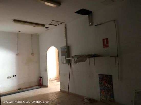 LOCAL COMERCIAL CON AMPLIO ESCAPARATE EN VENTA O ALQUILER, EL PALMAR-MURCIA - MURCIA