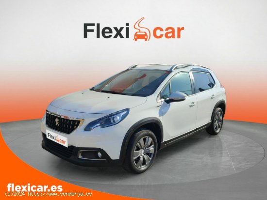 Peugeot 2008 Signature 1.2 PureTech 60KW (82CV) - Badajoz