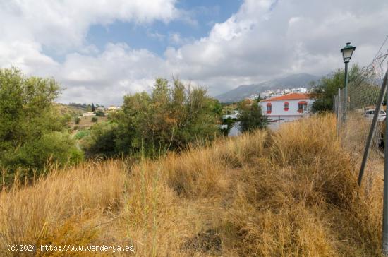 Parcela urbana para viviendas unifamiliares - MALAGA