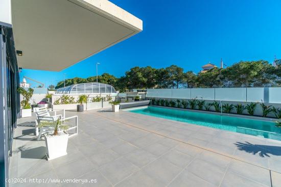 Villa de Lujo en Campoamor - ALICANTE