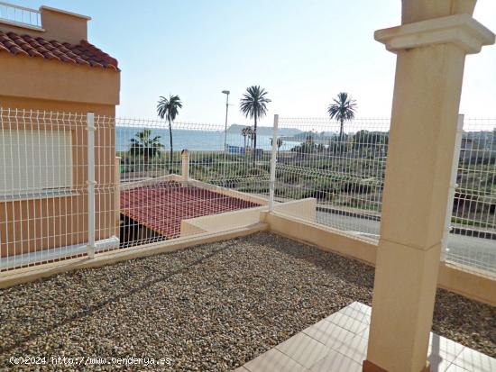 PLANTA BAJA CON AMPLIA TERRAZA  Y VISTAS AL MAR - MURCIA