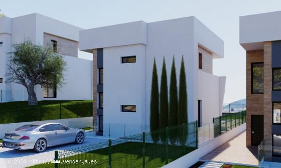 VILLA DE LUJO EN RESIDENCIAL CERCA DEL MAR - ALICANTE