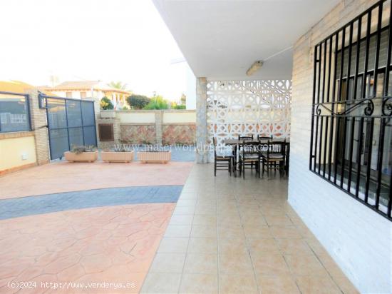 Chalet en venta en zona playa de Bahia en Puerto de Mazarron - MURCIA