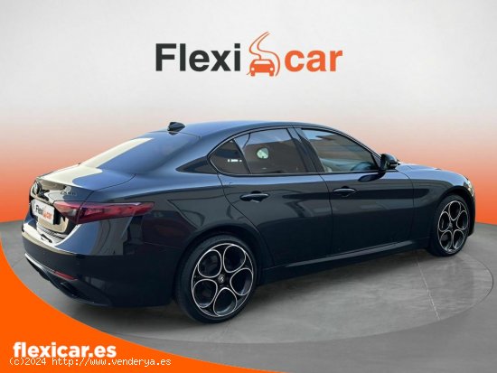 Alfa Romeo Giulia 2.2 Diesel 154kW (210CV) Veloce Q4 - Zaragoza