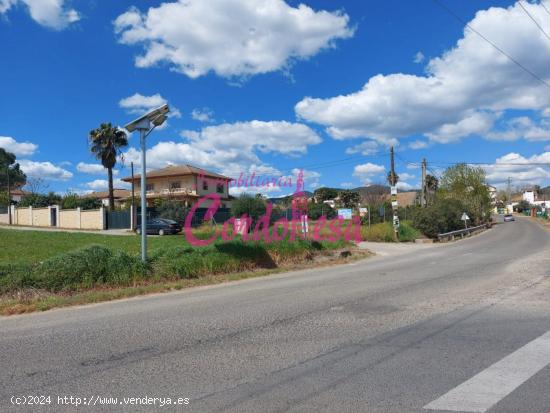 MAGNIFICO TERRENO EN ALCOLEA. URB. LOS AMIGOS - CORDOBA