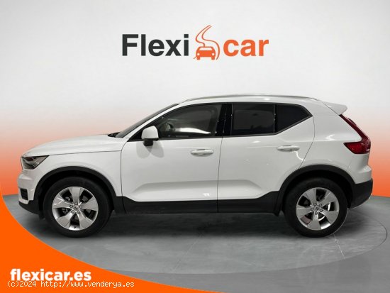 Volvo XC40 1.5 T2 Momentum Pro Auto - Viladecans