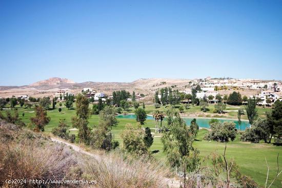 Parcela en el campo de Golf de Las Gabias - GRANADA