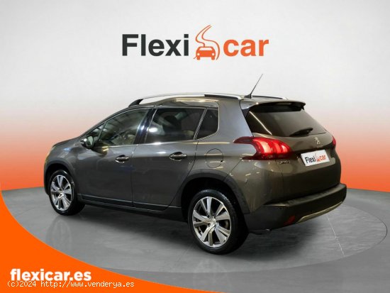 Peugeot 2008 Allure 1.2 PureTech 81KW (110CV) Auto - Vigo