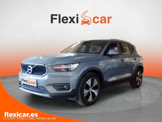 Volvo XC40 2.0 D3 AWD Momentum Pro Auto - Córdoba