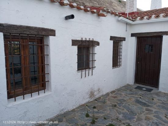 CASA CUEVA EN CHINCHILLA DE MONTE-ARAGON - ALBACETE